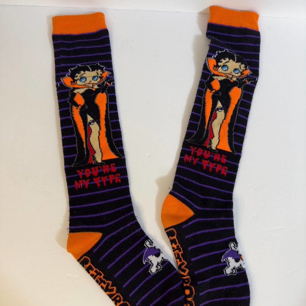 Betty Boop Halloween Vampire YOU'RE MY TYPE Knee High Socks Shoe Size 4-10